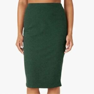 NEW Size XS Beyond Yoga Space dye High Rise On The Town Midi Skirt Forest Green